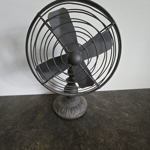 Vintage Style Black Metal Fan DECORATIVE Only.